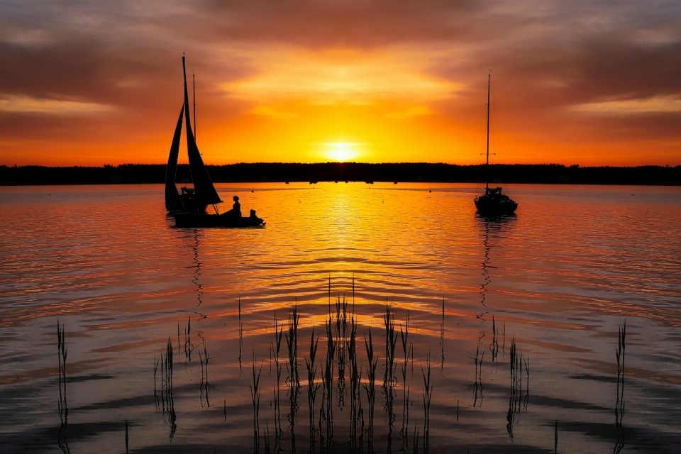 Boat lake sunset abendstimmung