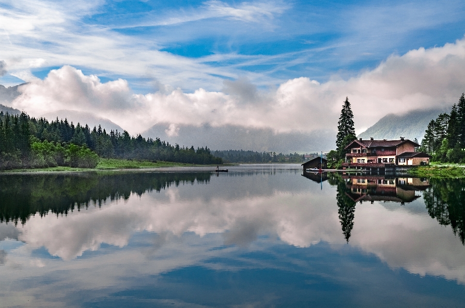 Lake reflection sky cloud