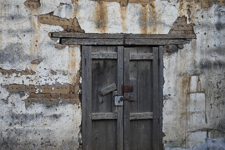 Door old village damage Photo