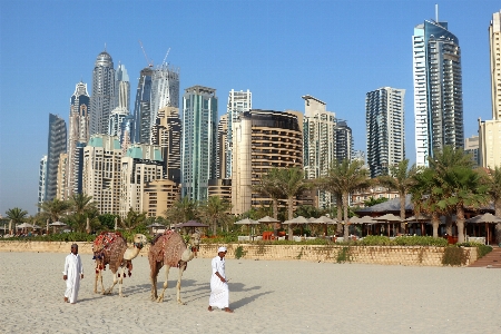 Foto Dubai kaki langit kota gedung pencakar