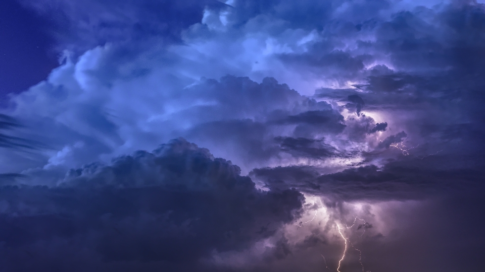 Sky cloud atmosphere thunder