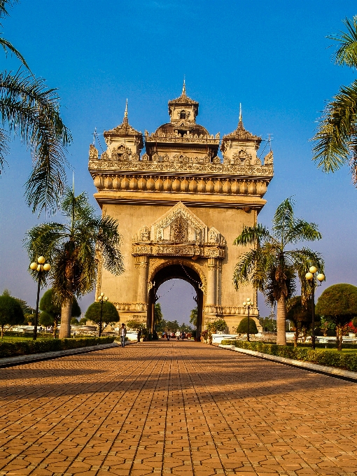 城市 万象
 凯旋门
 亚洲