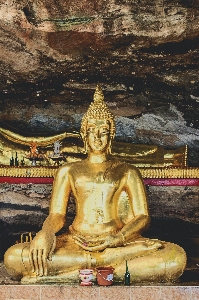 Foto Agama budha patung asia