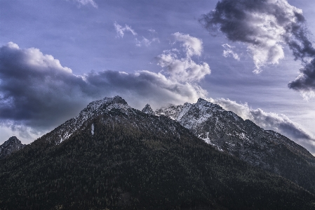 Himmel wolke bergige landschaftsformen
 berg Foto