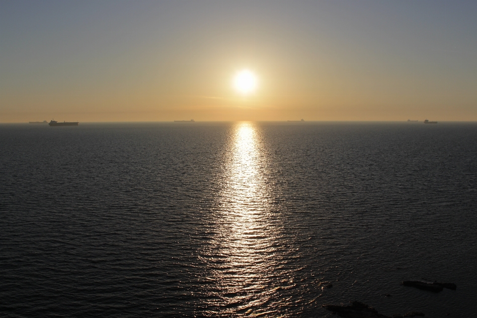 Atardecer sol puesta de sobre el mar
 mar