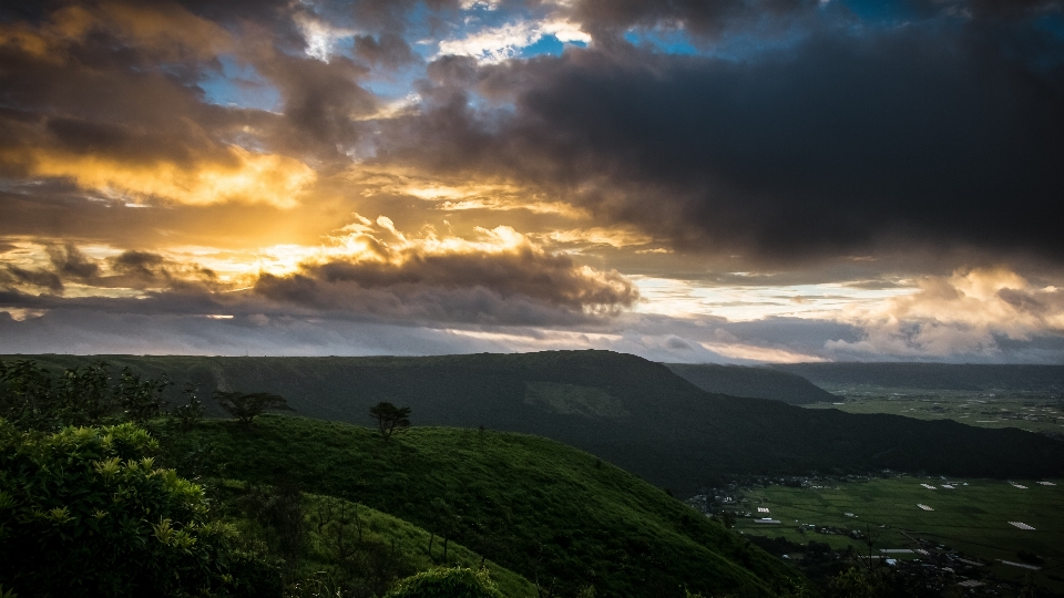 Aso japan sunrise clouds