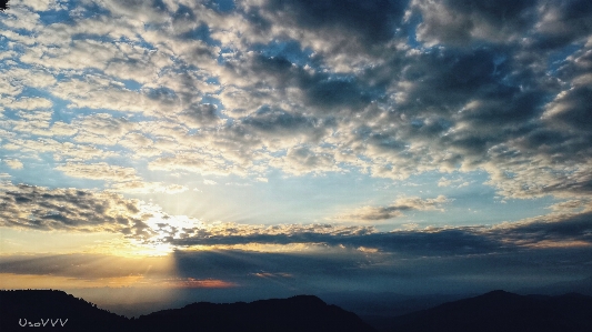 Foto As montanhas
 céu nuvem dia