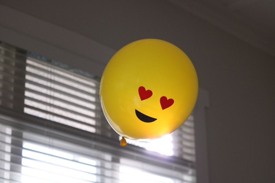 Ballon party gelb liebe