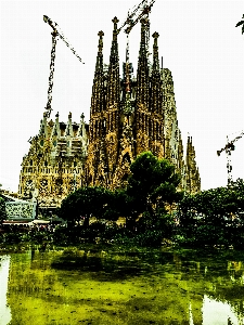 Foto Kuil
 arsitektur abad pertengahan
 spire katedral