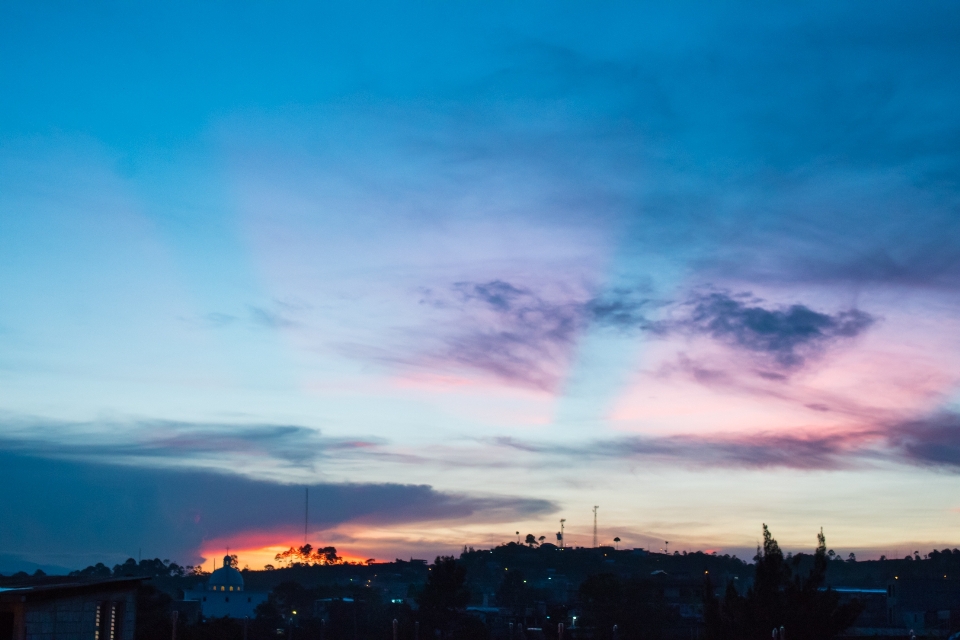 Gün batımı
 cielo
 gökyüzü batımı sonrası kızıllık
