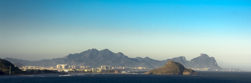 Plage ciel mer horizon