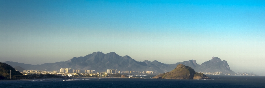 ビーチ 空 海 地平線 写真