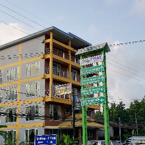 Foto Esterno edificio condominio
 uso misto
