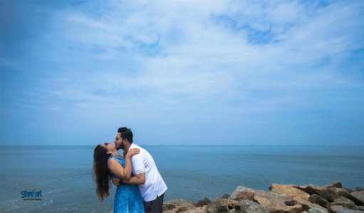 伝統的 結婚式 写真撮影 海 写真