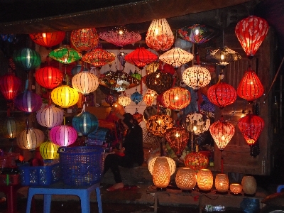 Merhaba
 fener vietnam kırmızı Fotoğraf