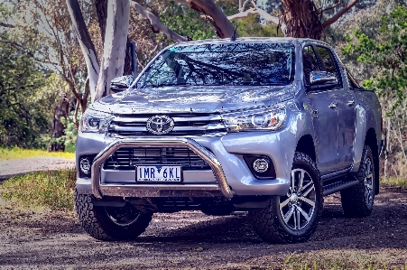 2018 toyota
 hilux
 sr5
 Fotoğraf