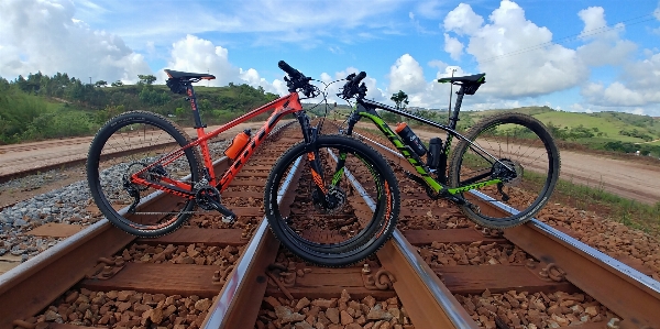 Foto Sepeda jalan
 kendaraan darat
 bersepeda