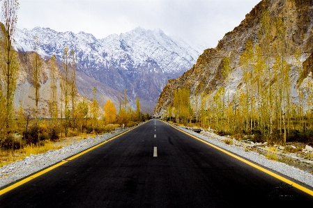 Road natural landscape mountainous landforms nature Photo