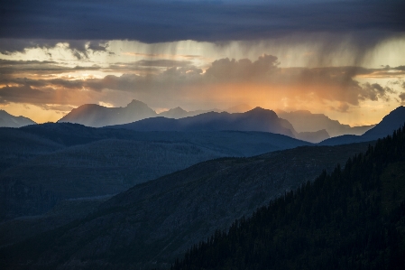 Sky mountainous landforms mountain cloud Photo