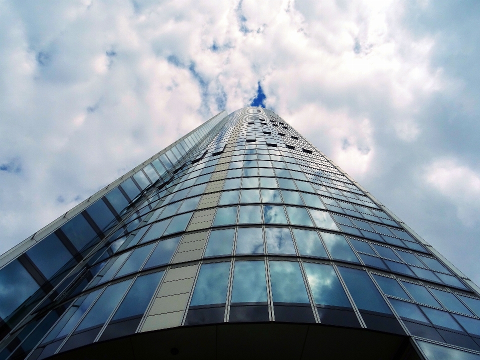 空 青 超高層ビル 建築