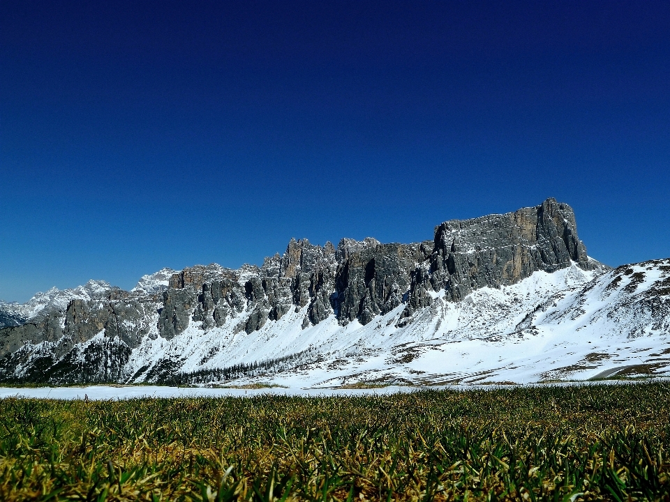 Mountainous landforms mountain range sky