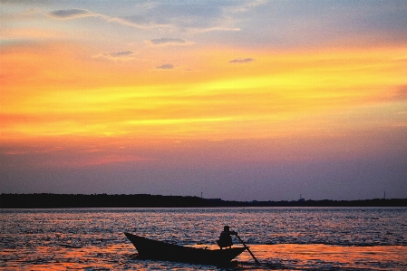 Foto Céu pôr do sol horizonte arrebol
