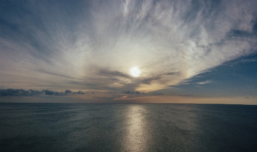 Sky cloud horizon sea Photo