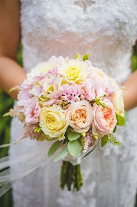 Flower bouquet arranging garden roses Photo