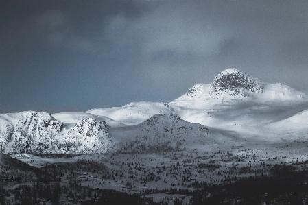 Mountainous landforms sky mountain snow Photo