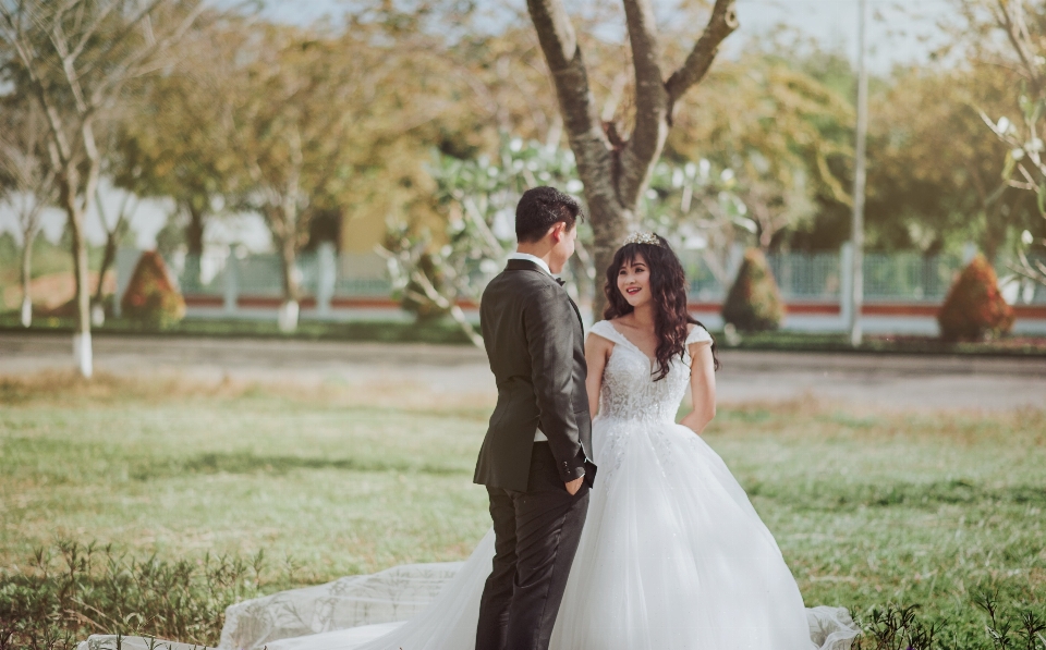 Foto braut hochzeitskleid
 kleid