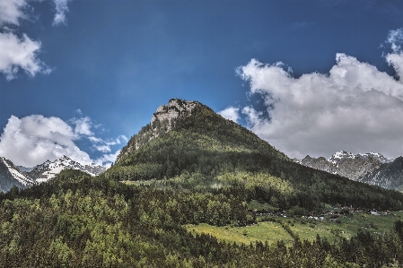 Mountainous landforms mountain highland range Photo