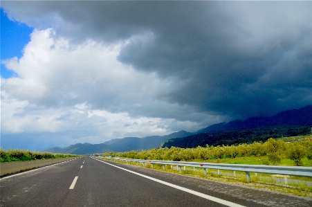 Foto Camino cielo nube carretera