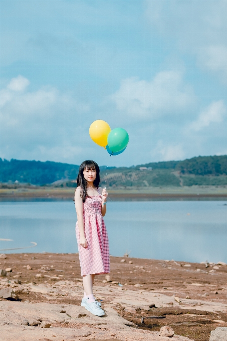 Fotografia balon żółty niebo