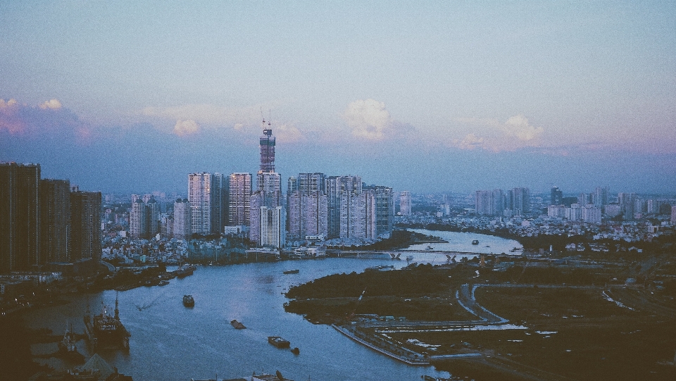 área metropolitana
 cidade paisagem urbana urbana
