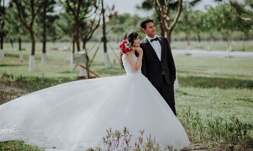 Bride gown wedding dress photograph Photo