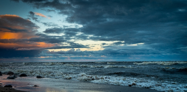 空 水域
 海 地平線 写真