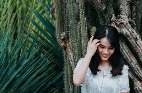 People in nature hair green photograph Photo