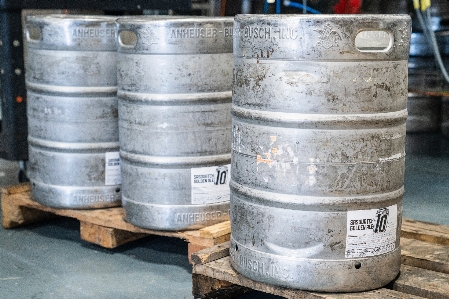 Keg product tin can cylinder Photo