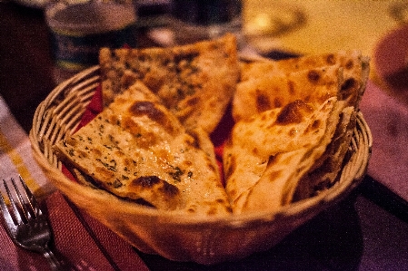 食べ物 料理 ナン
 皿 写真