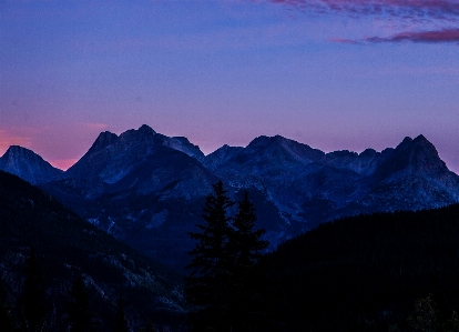 Mountainous landforms mountain sky range Photo