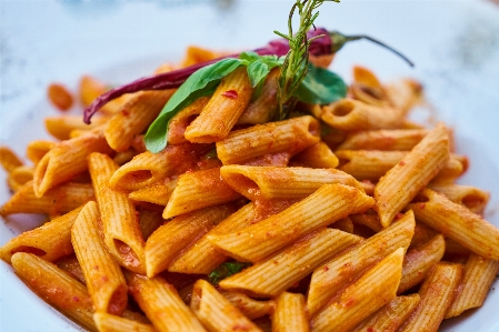 Foto Macarrão penne
 prato cozinha comida italiana
