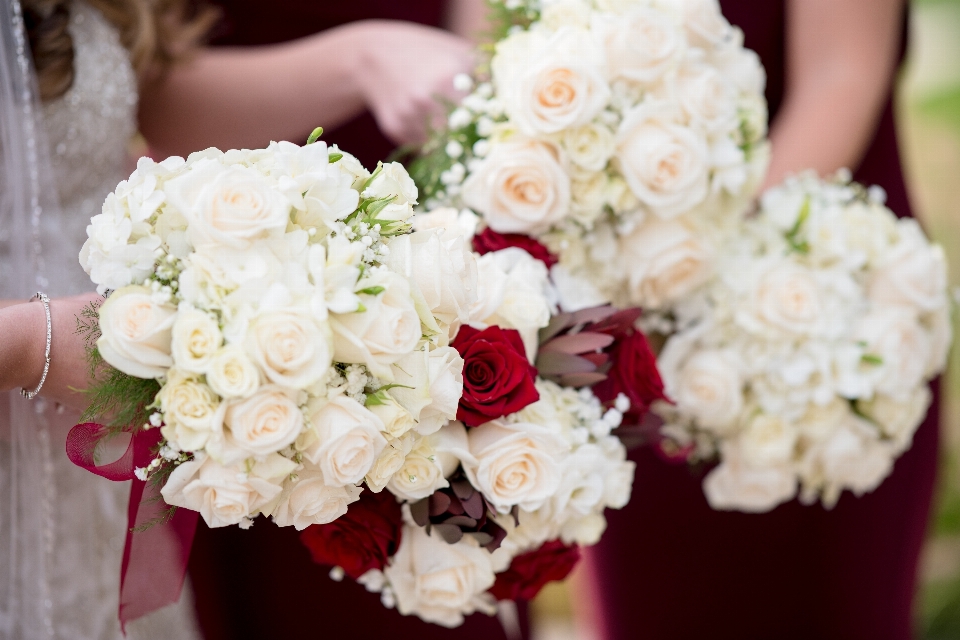 Flower bouquet arranging floristry