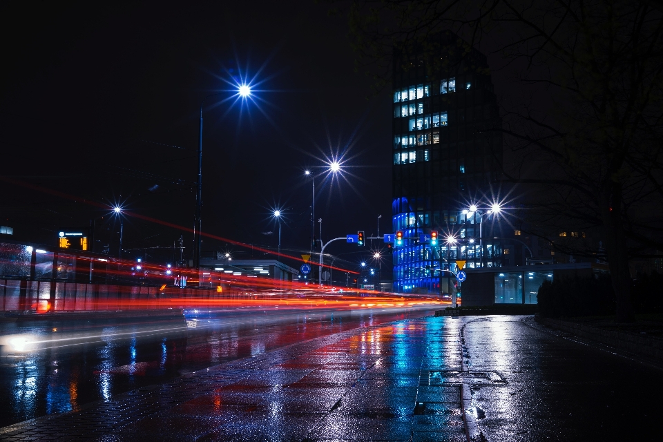 首都圏
 夜 反射 市街地
