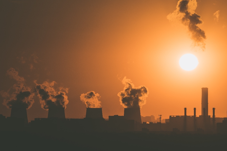 Cielo retroilluminazione
 fenomeno atmosferico
 calore