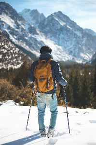 雪 冬 山 山岳地形
 写真