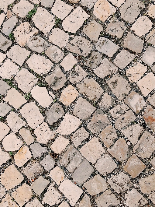 Cobblestone road surface pattern flooring