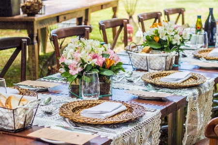 Tablecloth table rehearsal dinner yellow Photo