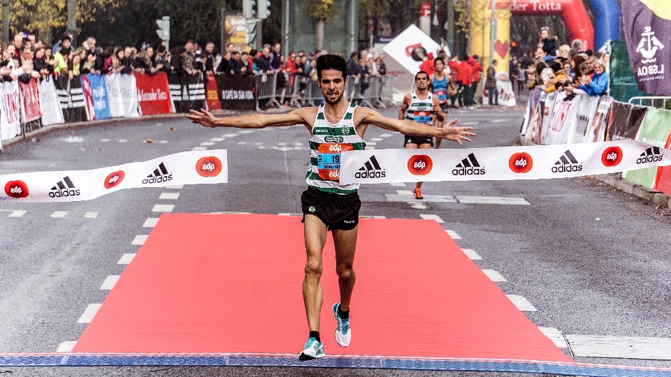 Des sports athlète en cours athlétisme