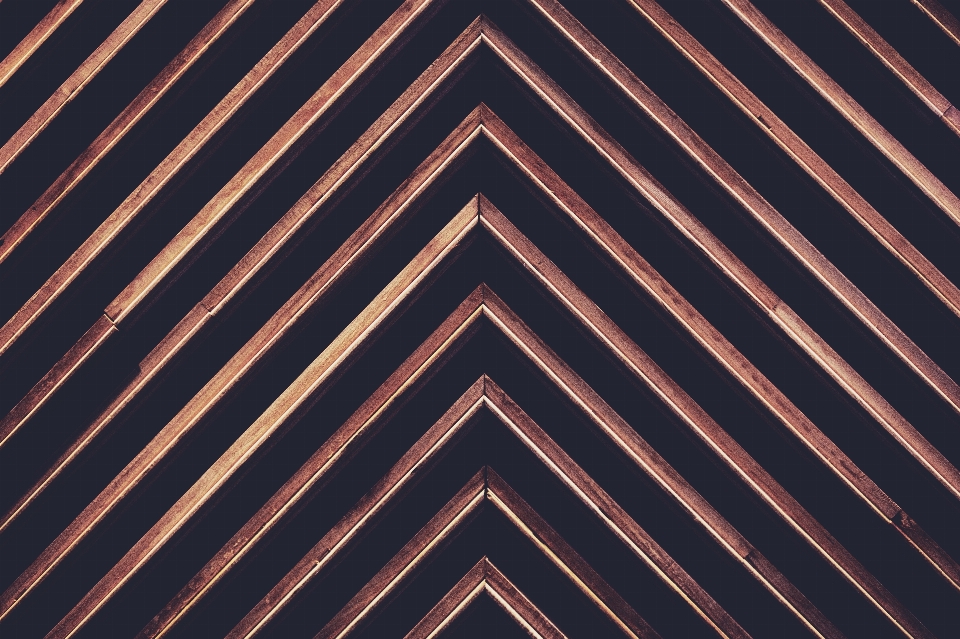 Line pattern brown symmetry