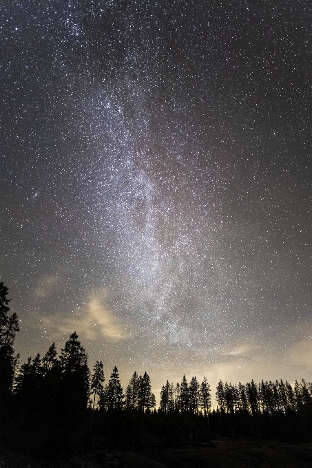 Niebo natura zjawisko atmosferyczne
 chmura